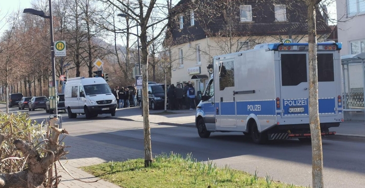 Schuss bei Razzia in 'Reichsbürger'-Szene in Baden-Württemberg gefallen – SEK-Beamter verletzt
